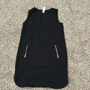NWT Black straight GAP dress with zipper pockets